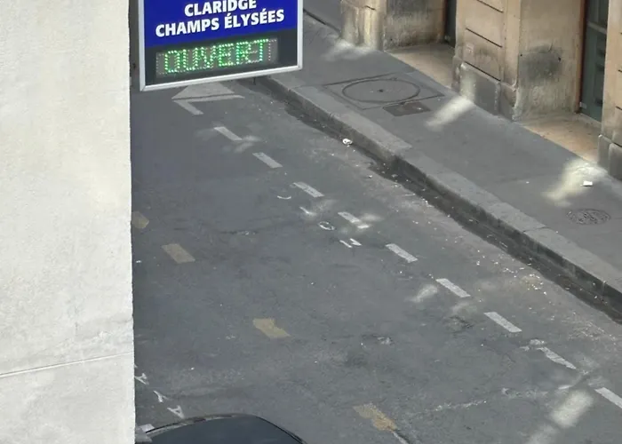 Ponthieu * Parigi